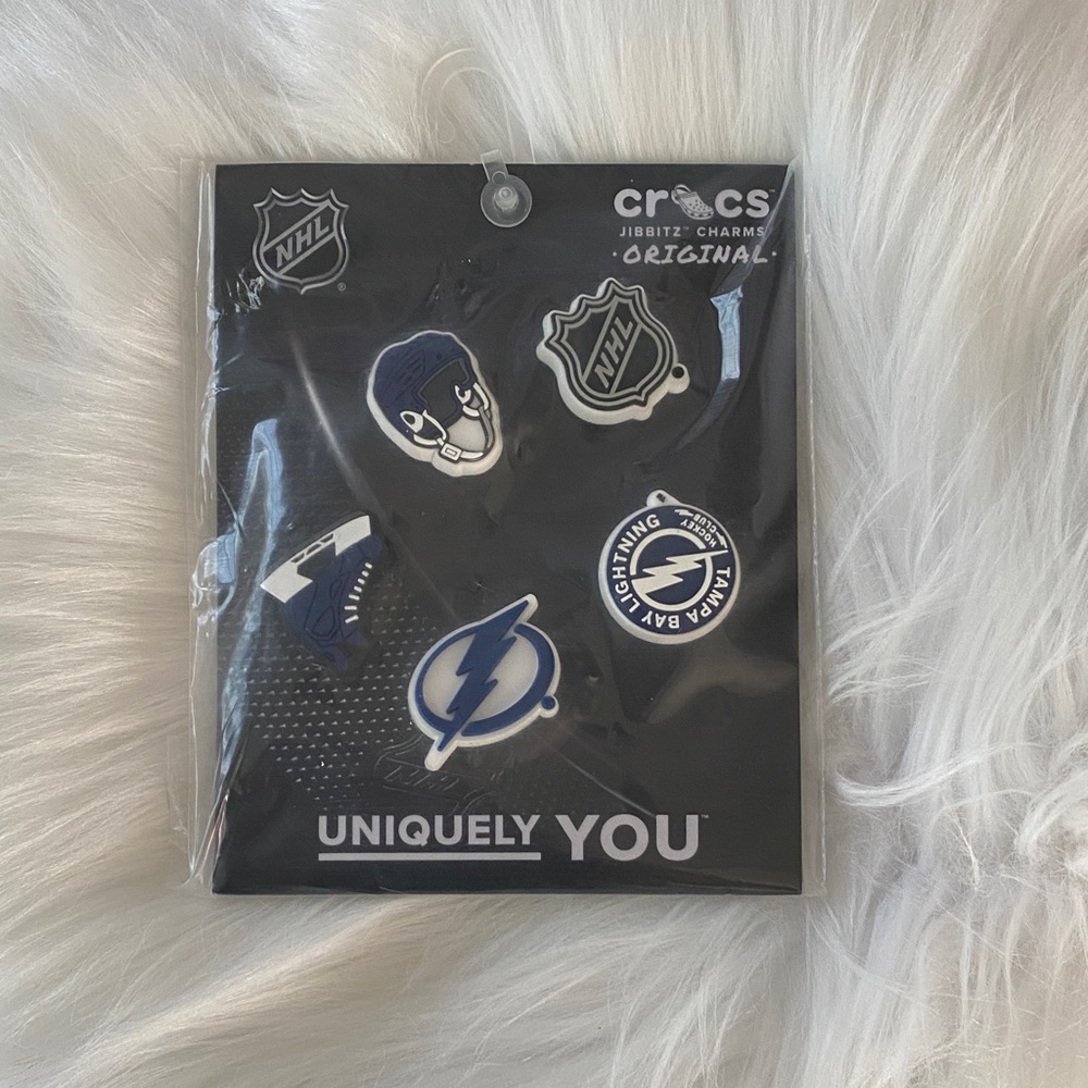 CROCS Tampa Bay Lightning Jibbitz Charms - New